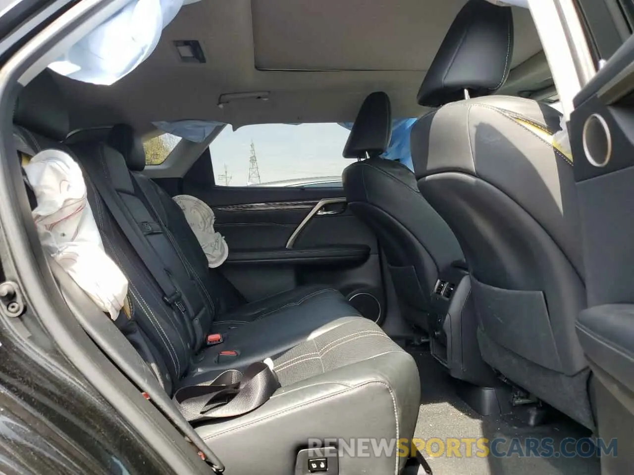11 Фотография поврежденного автомобиля 2T2BZMCA9KC180786 LEXUS RX350 2019