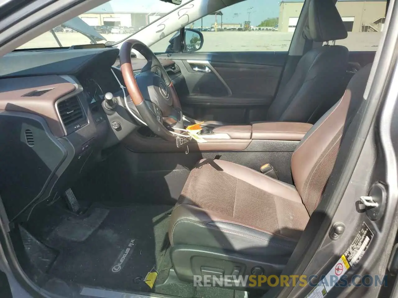 7 Фотография поврежденного автомобиля 2T2ZZMCA0KC141308 LEXUS RX350 2019