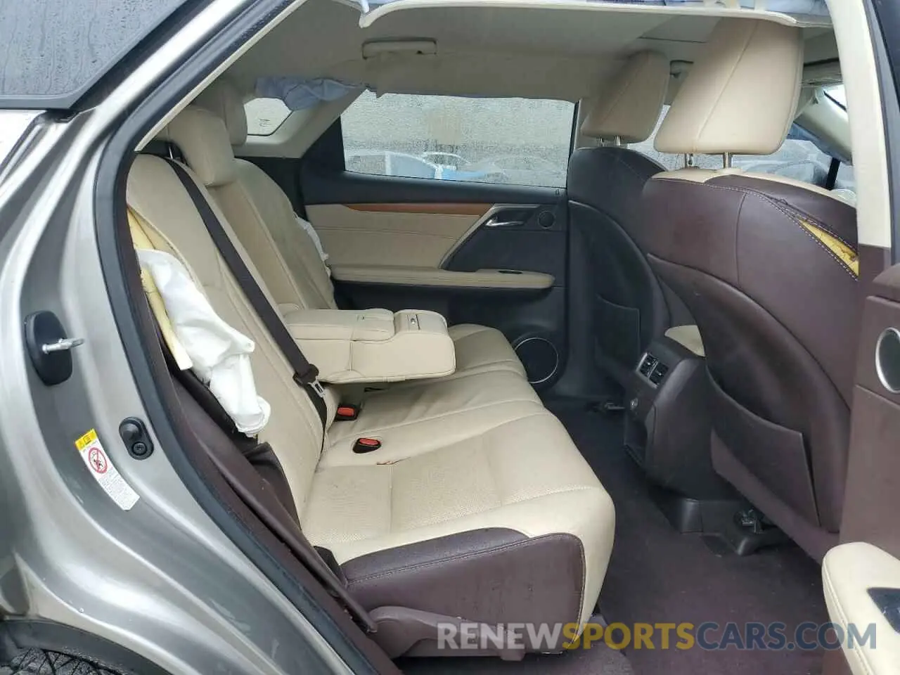 11 Фотография поврежденного автомобиля 2T2ZZMCA0KC143978 LEXUS RX350 2019