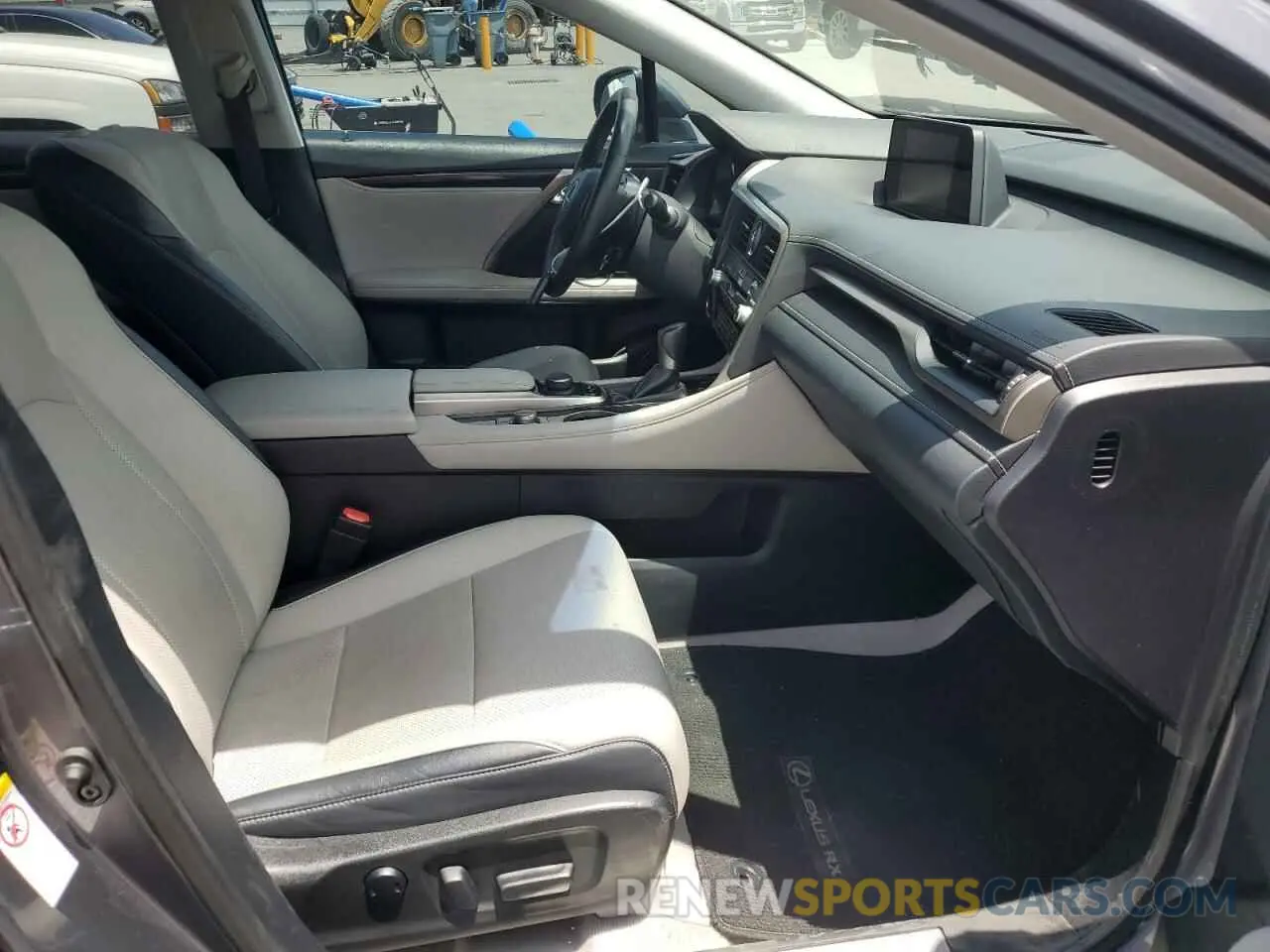 7 Photograph of a damaged car 2T2ZZMCA1KC134965 LEXUS RX350 2019