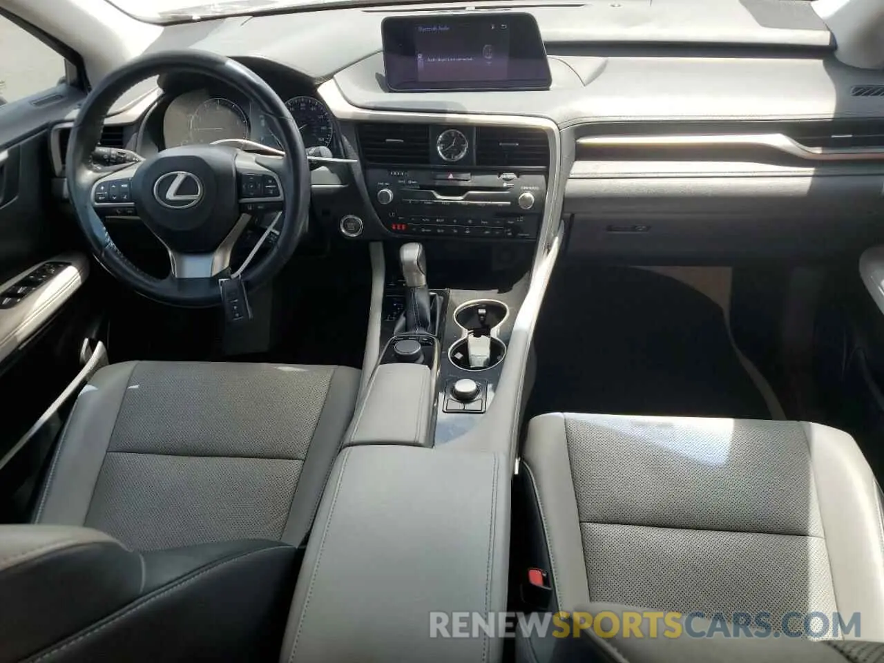 8 Photograph of a damaged car 2T2ZZMCA1KC134965 LEXUS RX350 2019