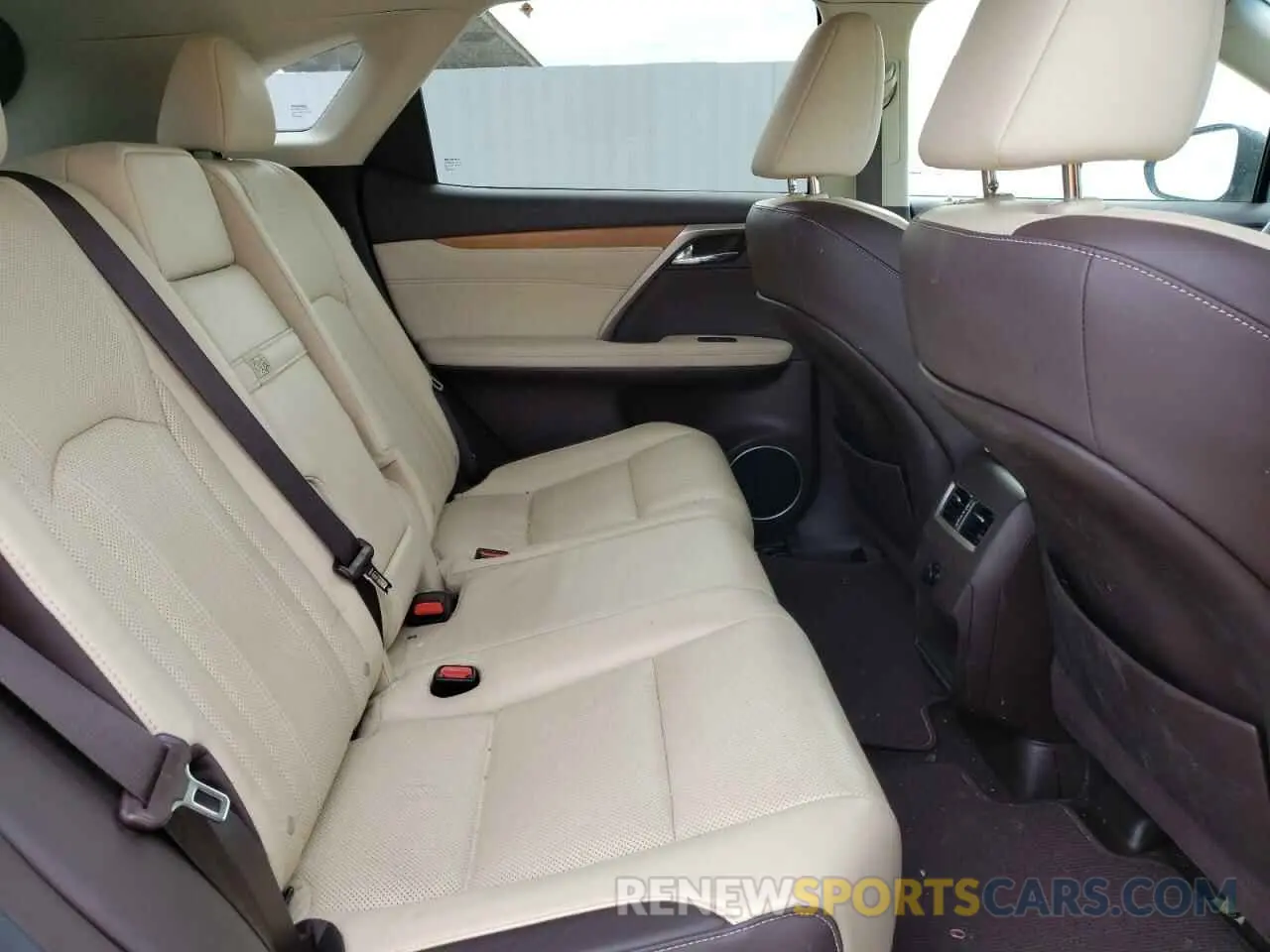 6 Фотография поврежденного автомобиля 2T2ZZMCA3KC118461 LEXUS RX350 2019
