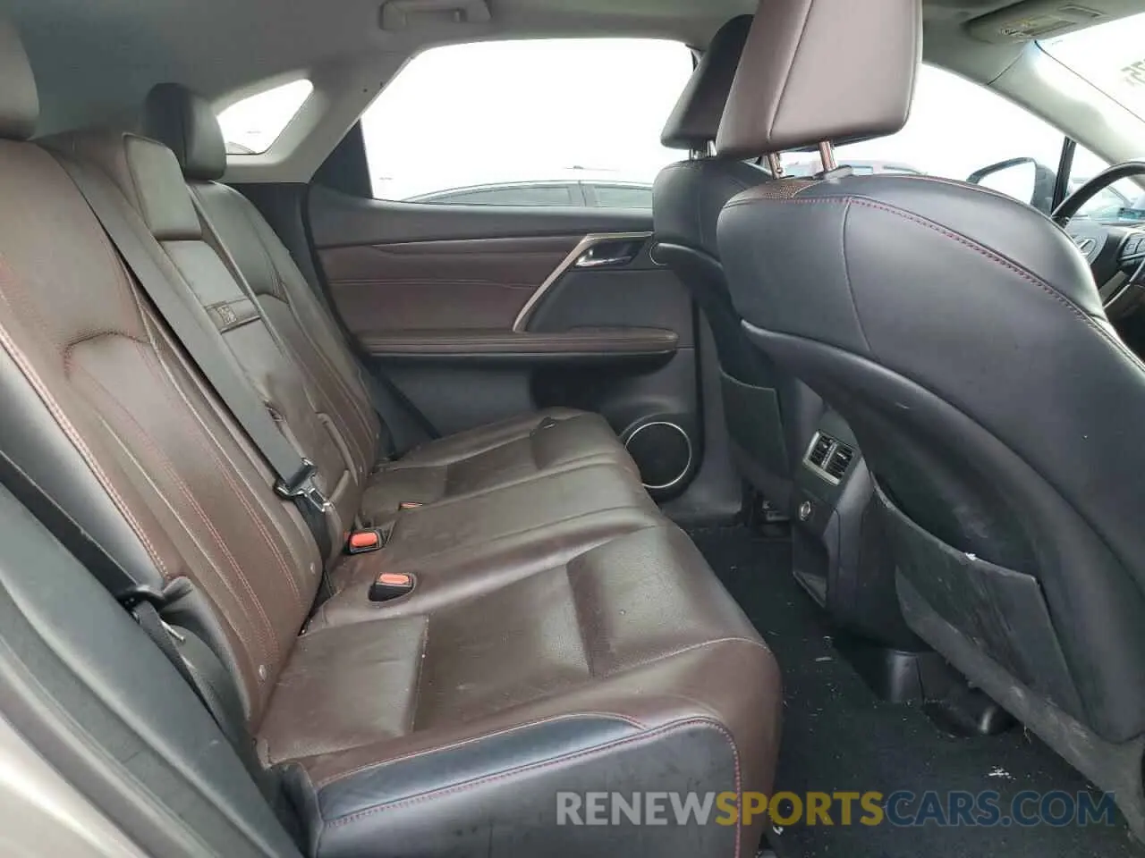 10 Фотография поврежденного автомобиля 2T2ZZMCA3KC151282 LEXUS RX350 2019