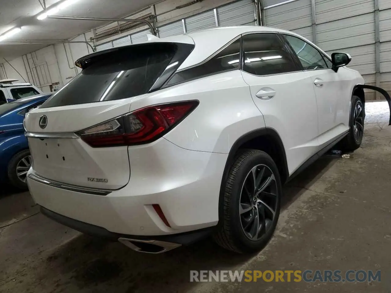 3 Фотография поврежденного автомобиля 2T2ZZMCA4KC132255 LEXUS RX350 2019