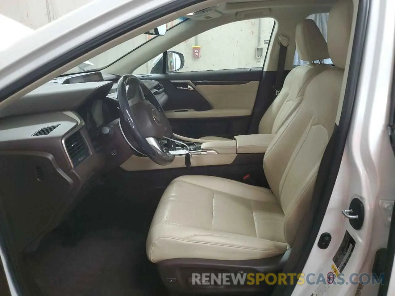 7 Фотография поврежденного автомобиля 2T2ZZMCA4KC132255 LEXUS RX350 2019