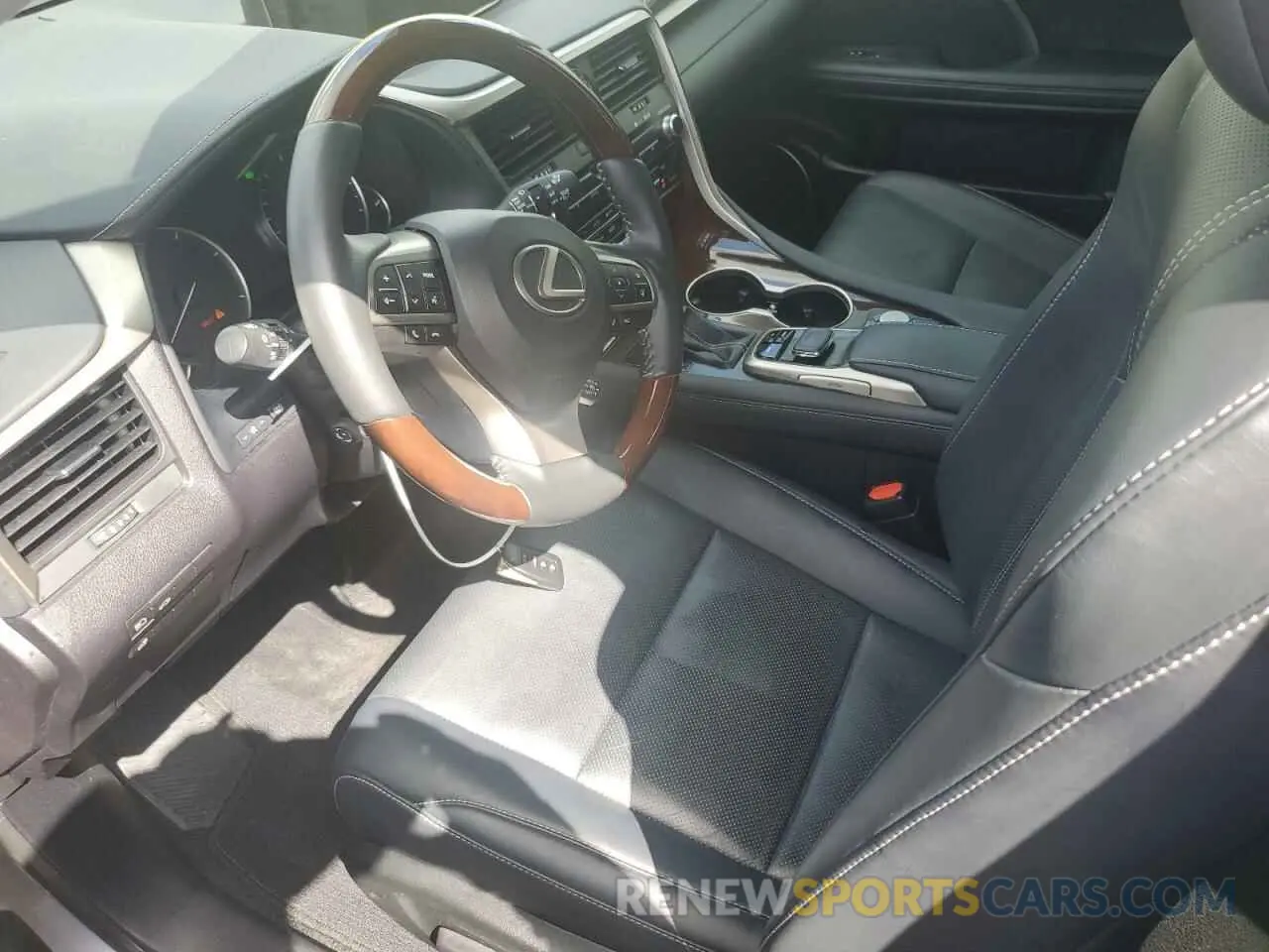 7 Photograph of a damaged car 2T2ZZMCA5KC124911 LEXUS RX350 2019