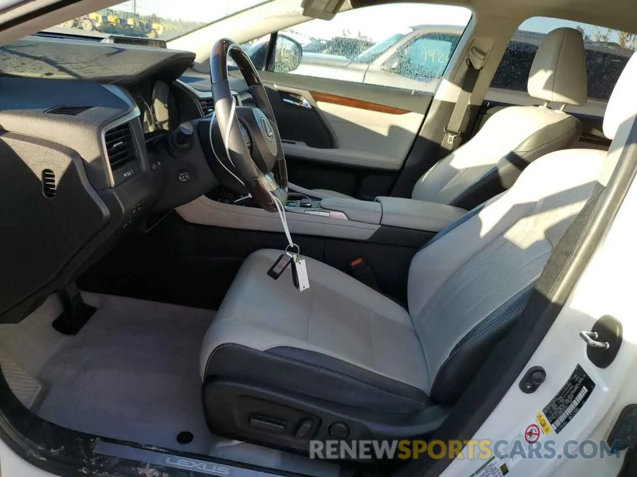 7 Photograph of a damaged car 2T2ZZMCA8KC133540 LEXUS RX350 2019