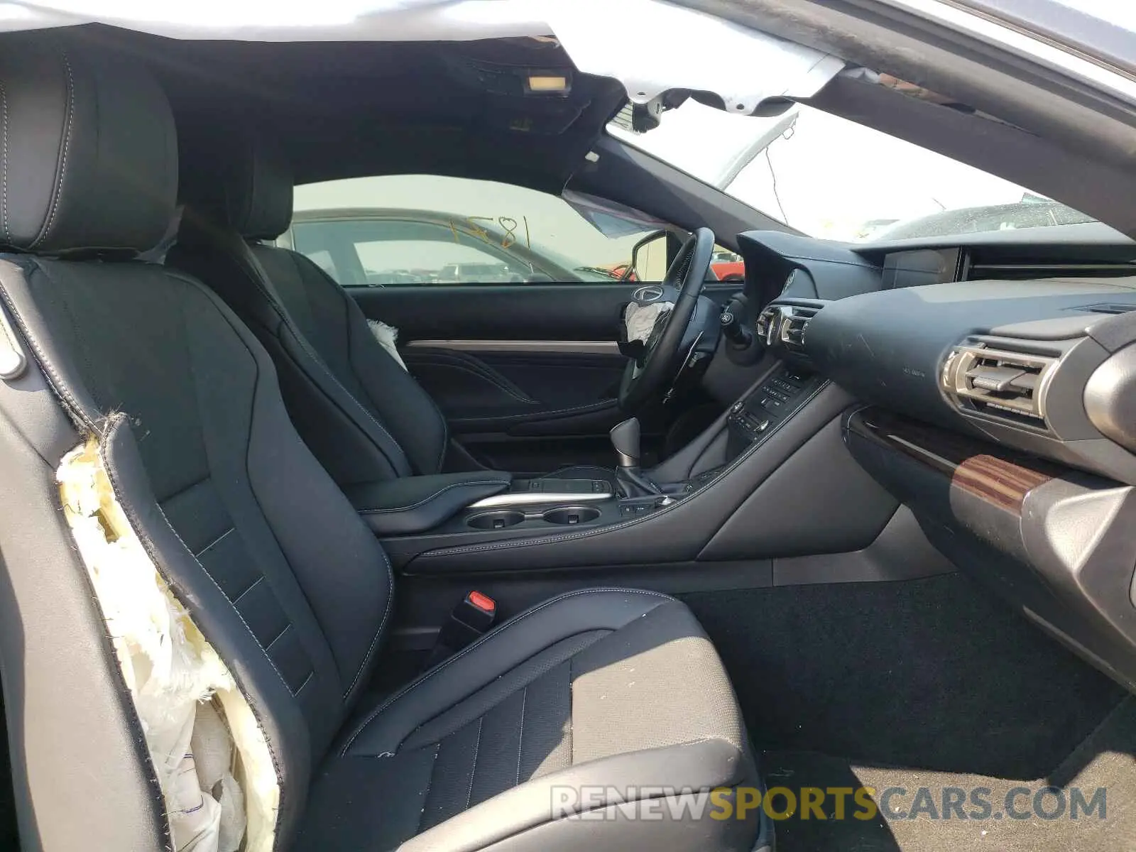 5 Photograph of a damaged car JTHS85BCXK5004759 LEXUS RX350 2019