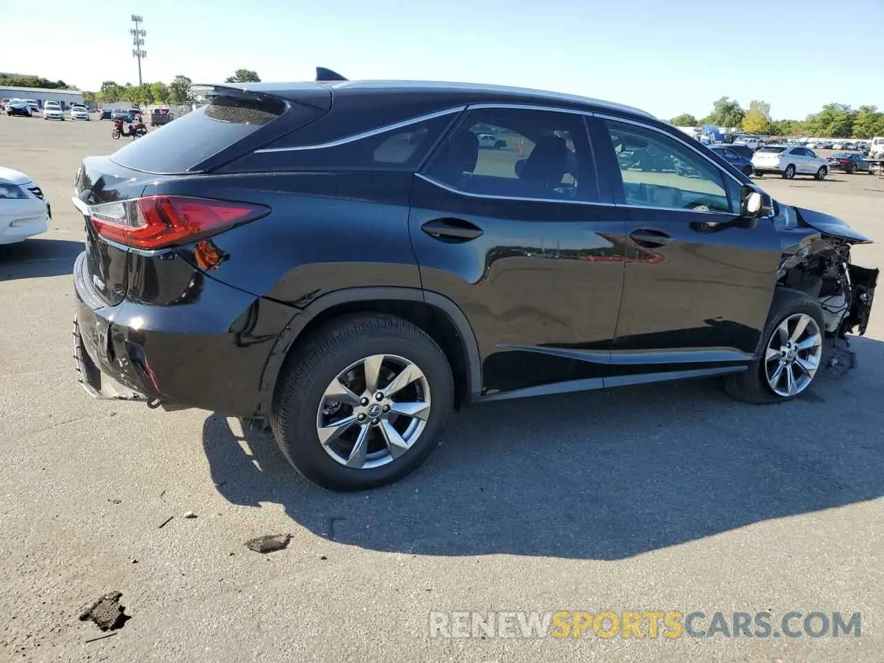 3 Фотография поврежденного автомобиля JTJBZMCA9K2042228 LEXUS RX350 2019