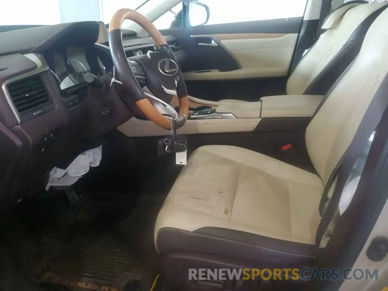 7 Фотография поврежденного автомобиля JTJDZKCA0K2020664 LEXUS RX350 2019