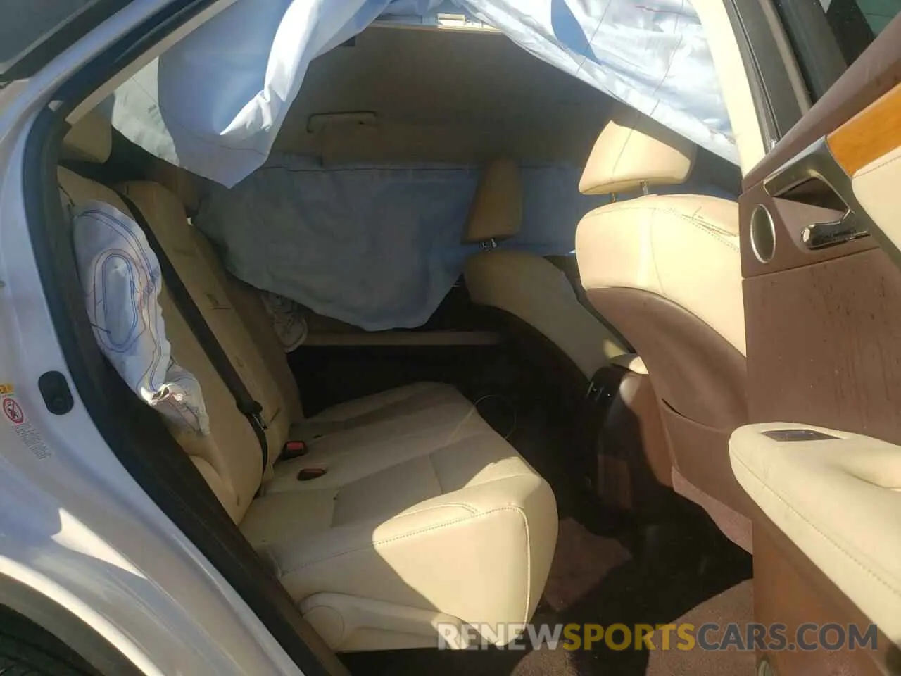 6 Photograph of a damaged car 2T2HZMAA4LC152814 LEXUS RX350 2020