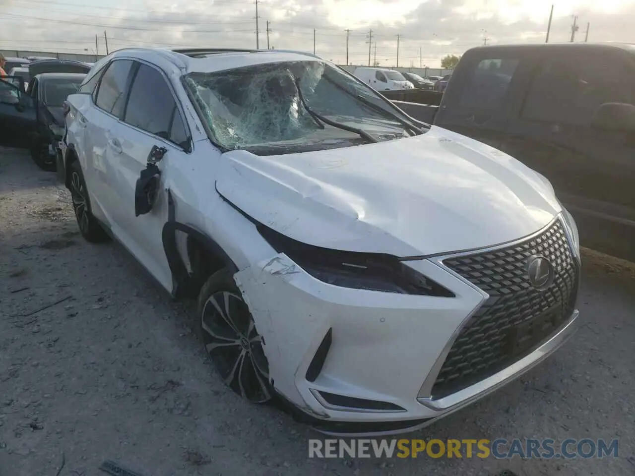 1 Photograph of a damaged car 2T2HZMAA5LC181593 LEXUS RX350 2020