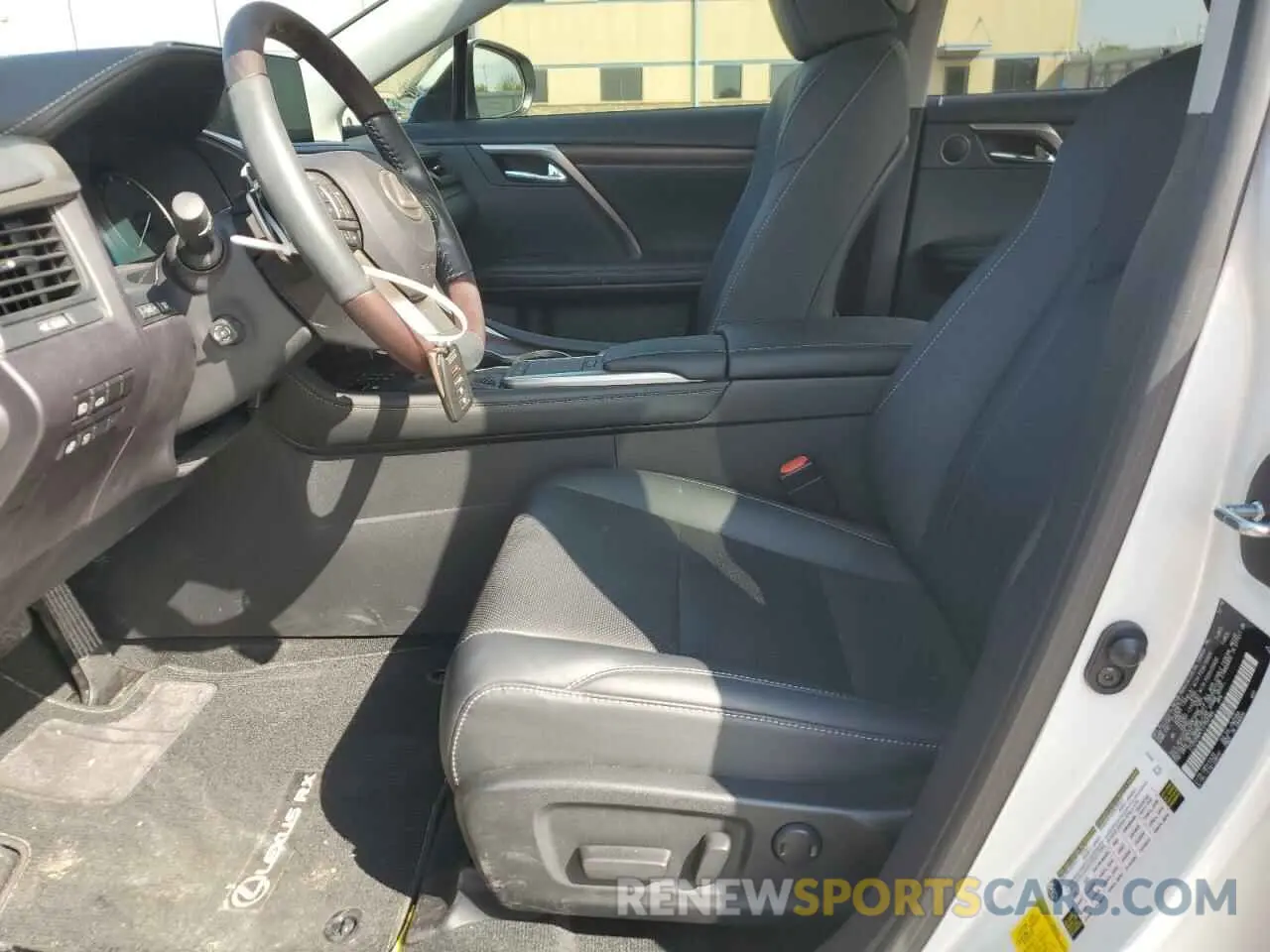 7 Фотография поврежденного автомобиля 2T2HZMAA7LC163189 LEXUS RX350 2020