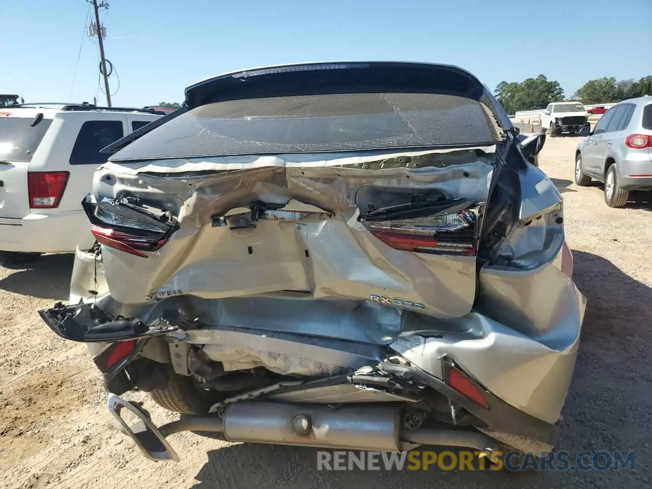 6 Photograph of a damaged car 2T2HZMAA7LC168442 LEXUS RX350 2020
