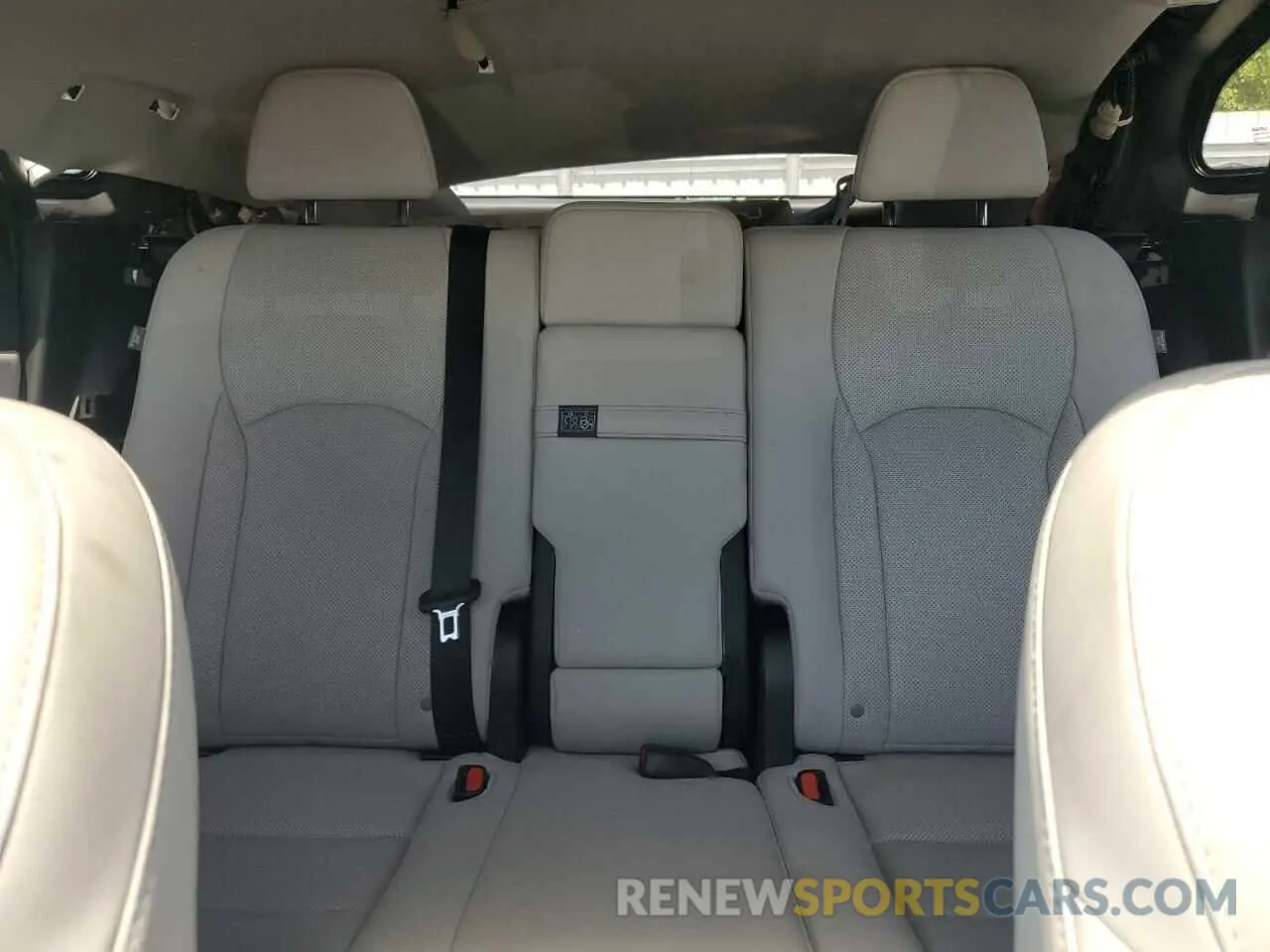 10 Фотография поврежденного автомобиля 2T2HZMAA7LC175052 LEXUS RX350 2020