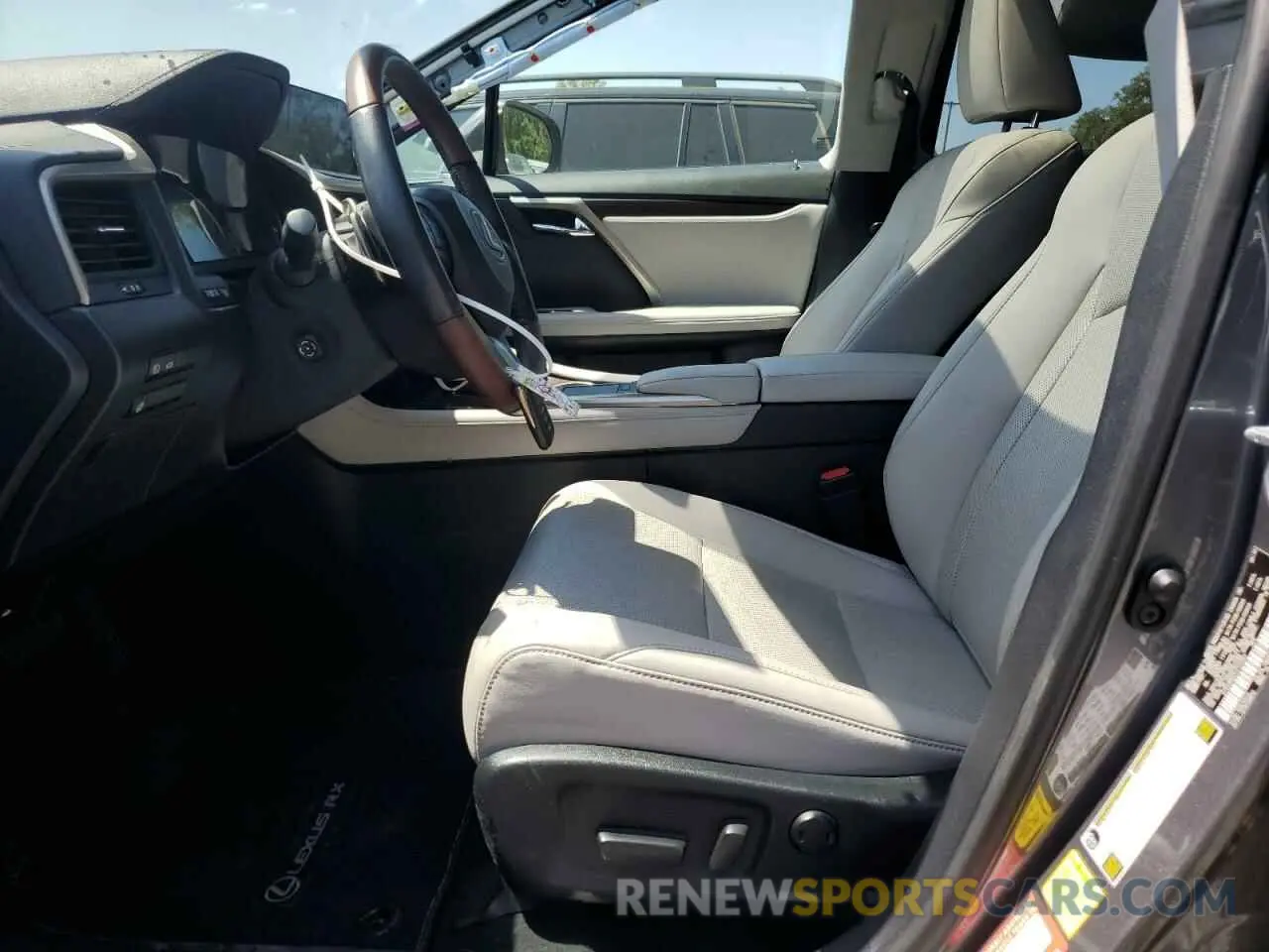 7 Фотография поврежденного автомобиля 2T2HZMAA7LC175052 LEXUS RX350 2020