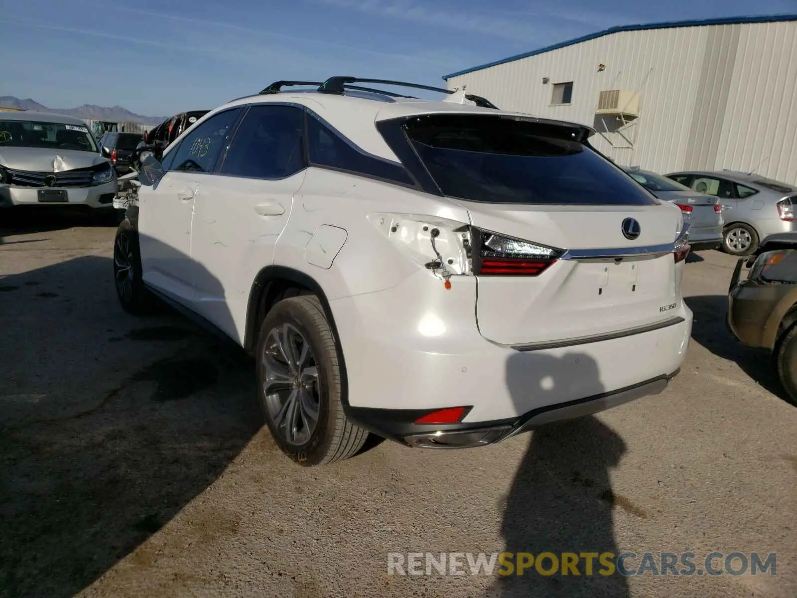 3 Photograph of a damaged car 2T2HZMAA8LC181720 LEXUS RX350 2020
