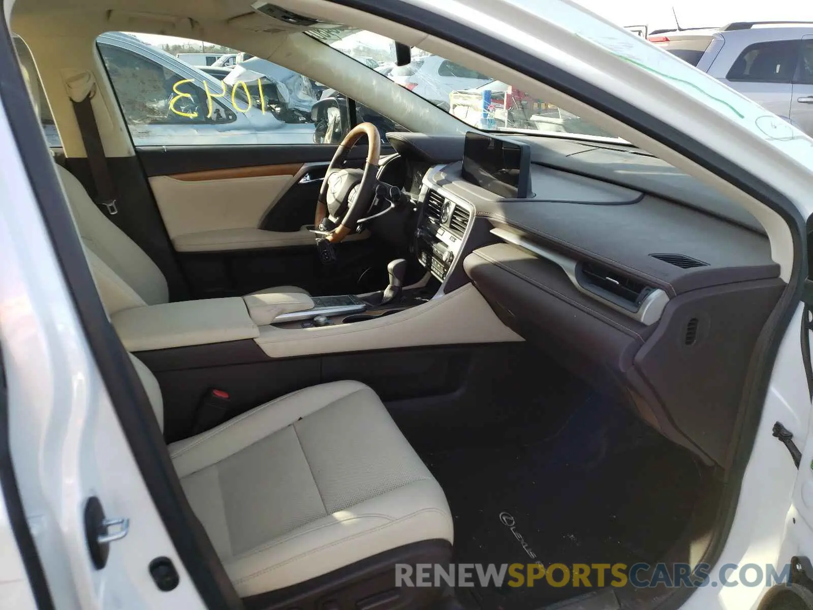 5 Photograph of a damaged car 2T2HZMAA8LC181720 LEXUS RX350 2020