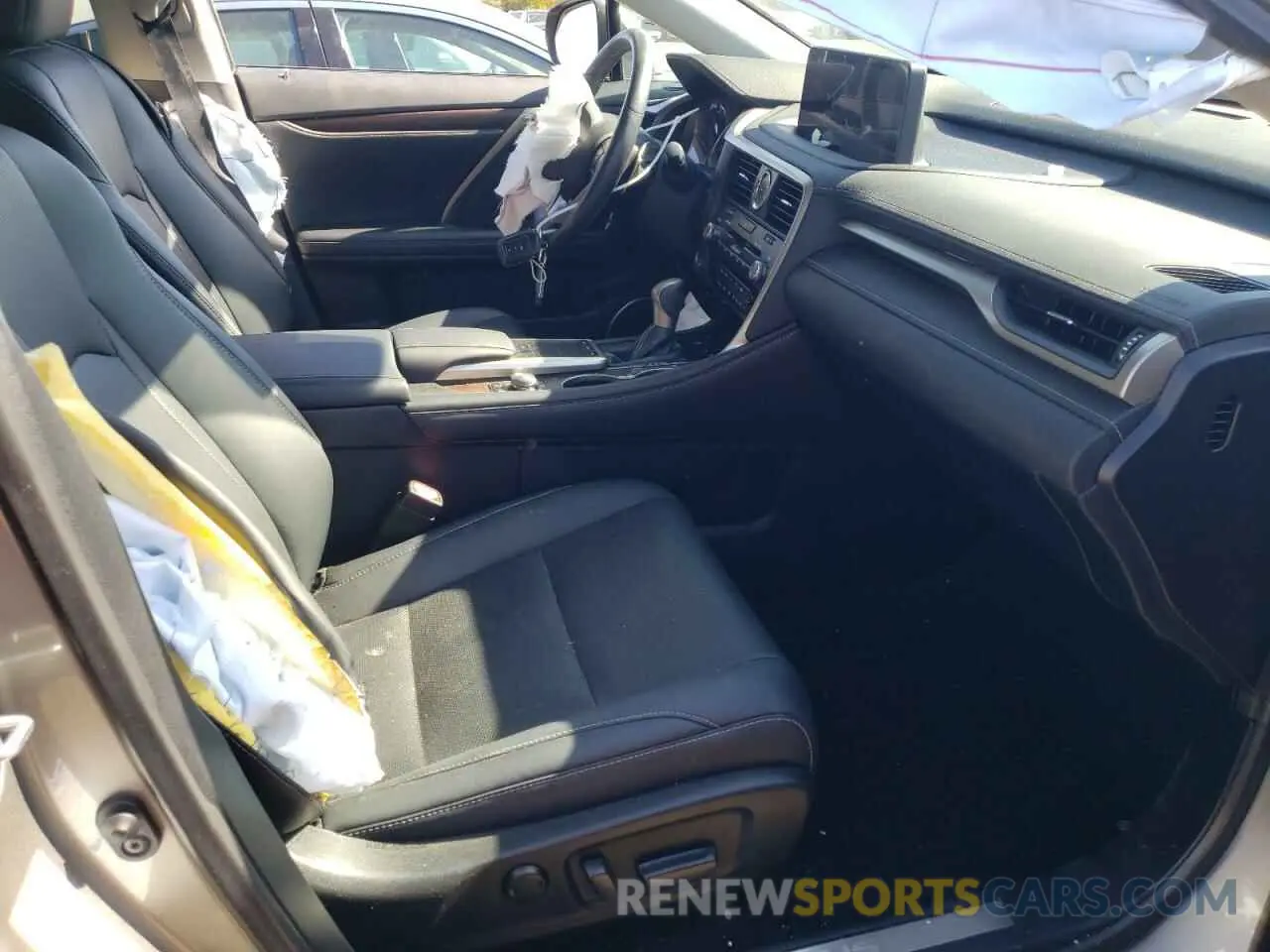 5 Фотография поврежденного автомобиля 2T2HZMDA5LC237382 LEXUS RX350 2020