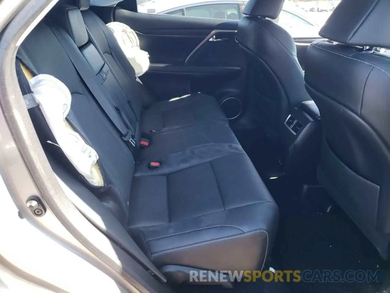 6 Фотография поврежденного автомобиля 2T2HZMDA5LC237382 LEXUS RX350 2020