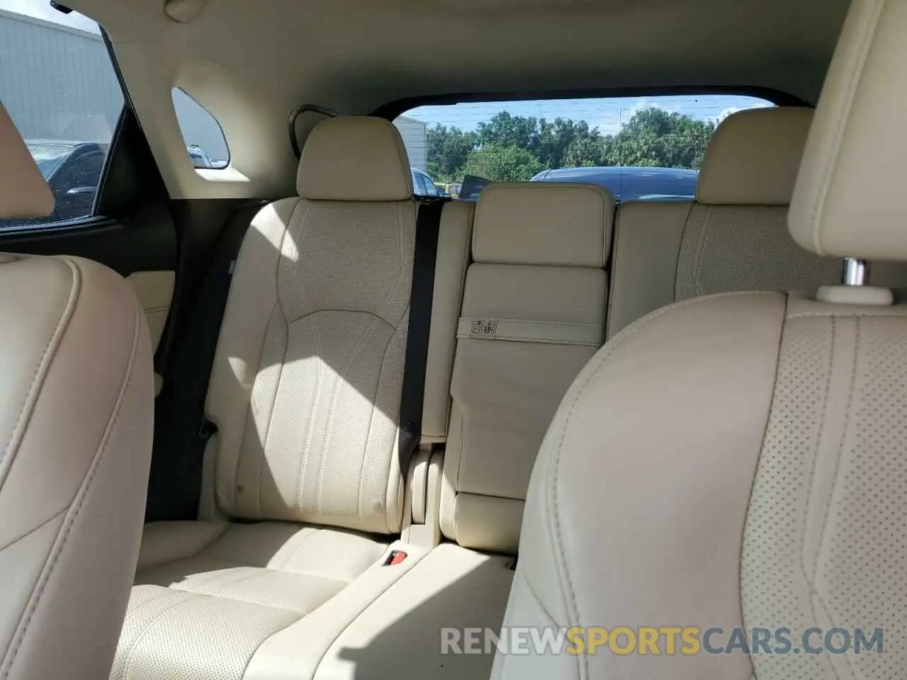10 Фотография поврежденного автомобиля 2T2JZMAA1LC165103 LEXUS RX350 2020