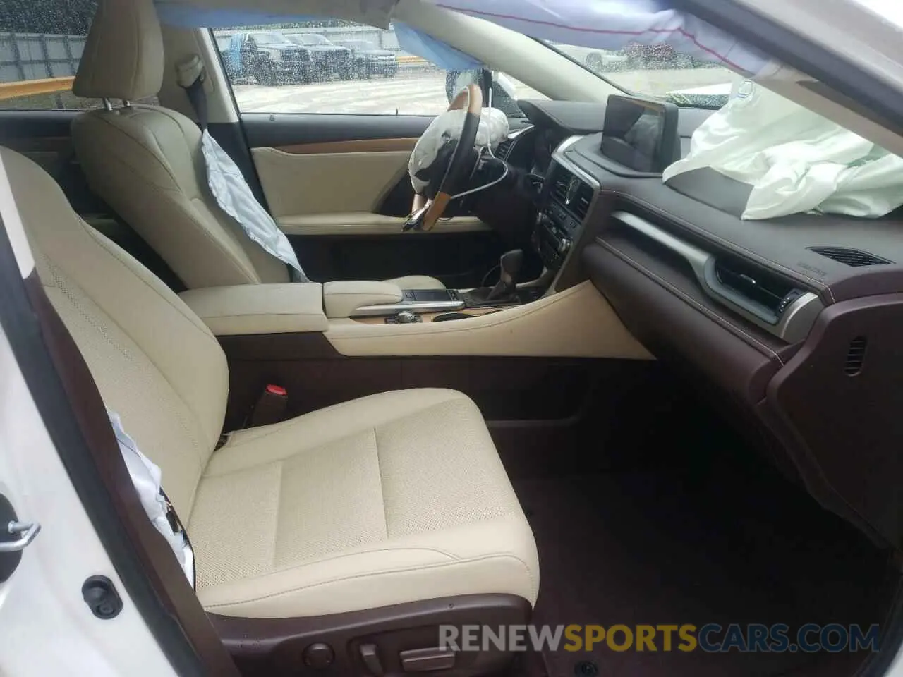 5 Photograph of a damaged car JTJHZKEA6L2016585 LEXUS RX350 2020