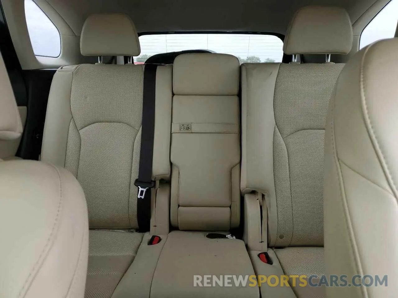 10 Photograph of a damaged car JTJHZKEA8L2016734 LEXUS RX350 2020