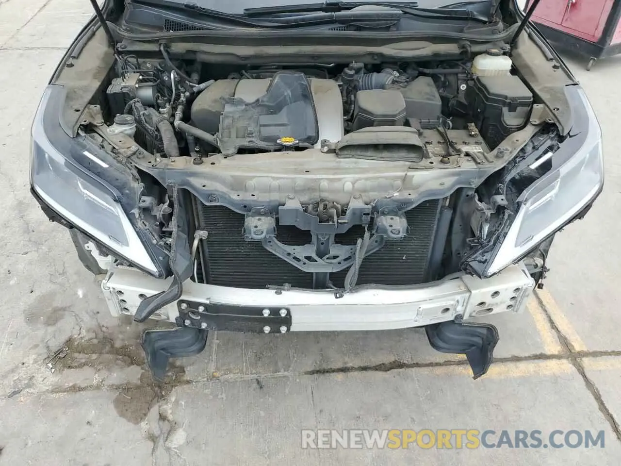12 Photograph of a damaged car JTJHZKEA8L2016734 LEXUS RX350 2020