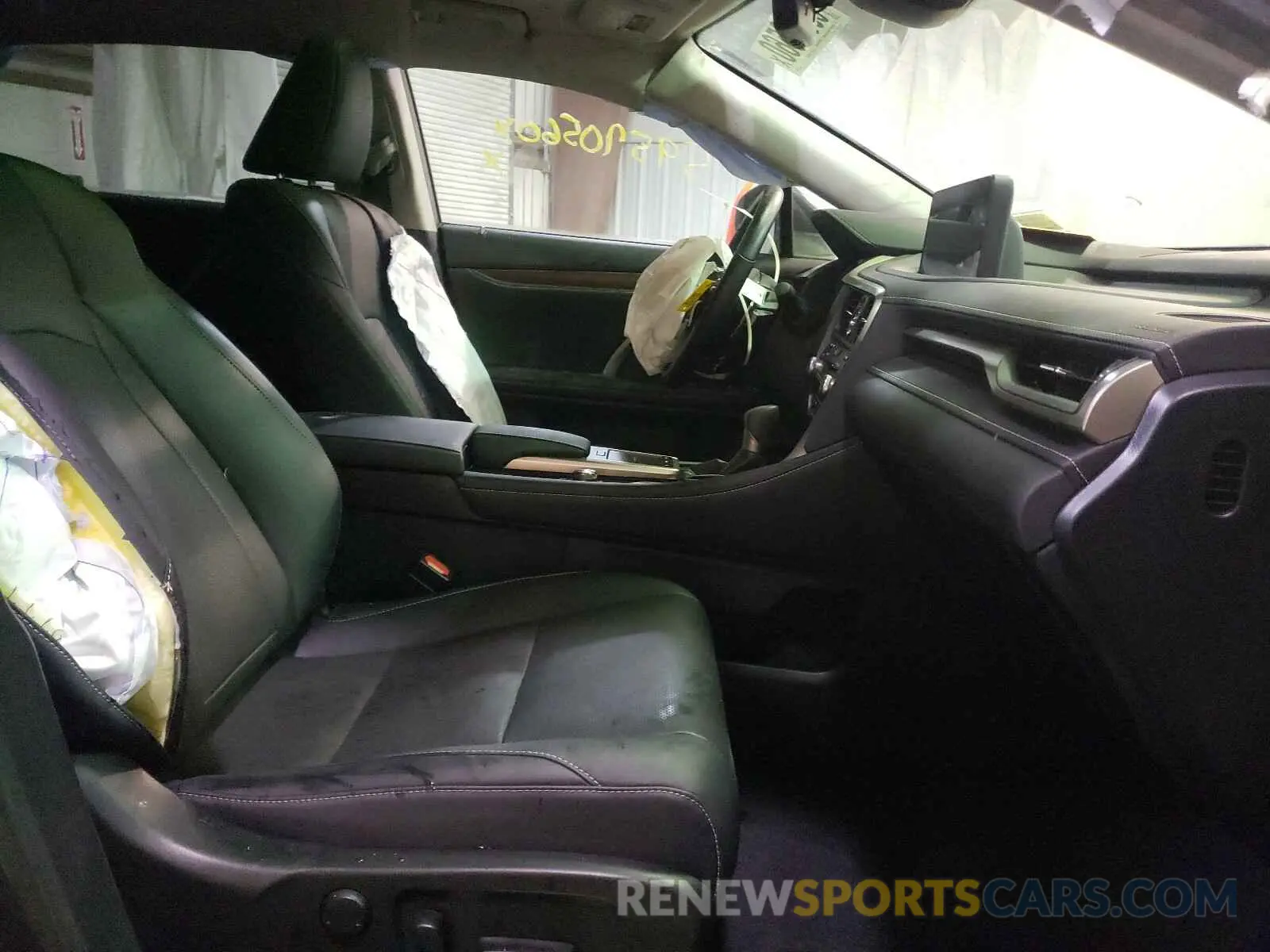 5 Photograph of a damaged car JTJHZKFA3L2023010 LEXUS RX350 2020