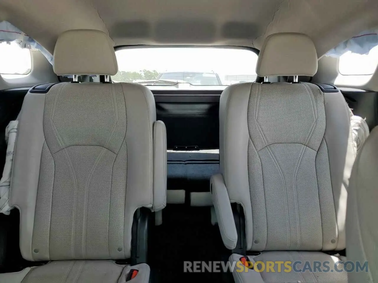 10 Photograph of a damaged car JTJJZKEA3L2016206 LEXUS RX350 2020