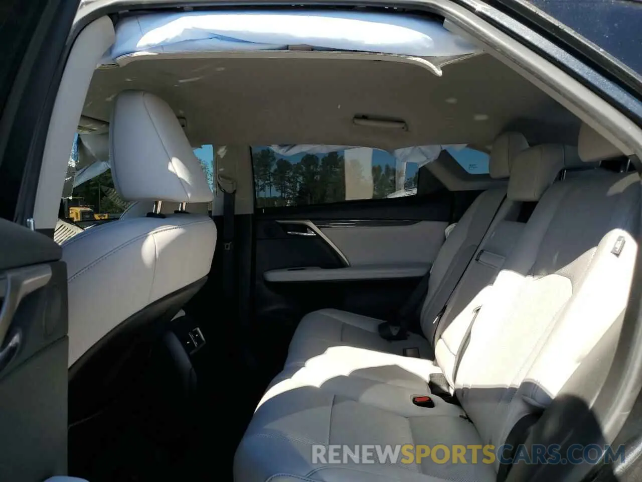 11 Фотография поврежденного автомобиля 2T2AZMAA6MC204219 LEXUS RX350 2021