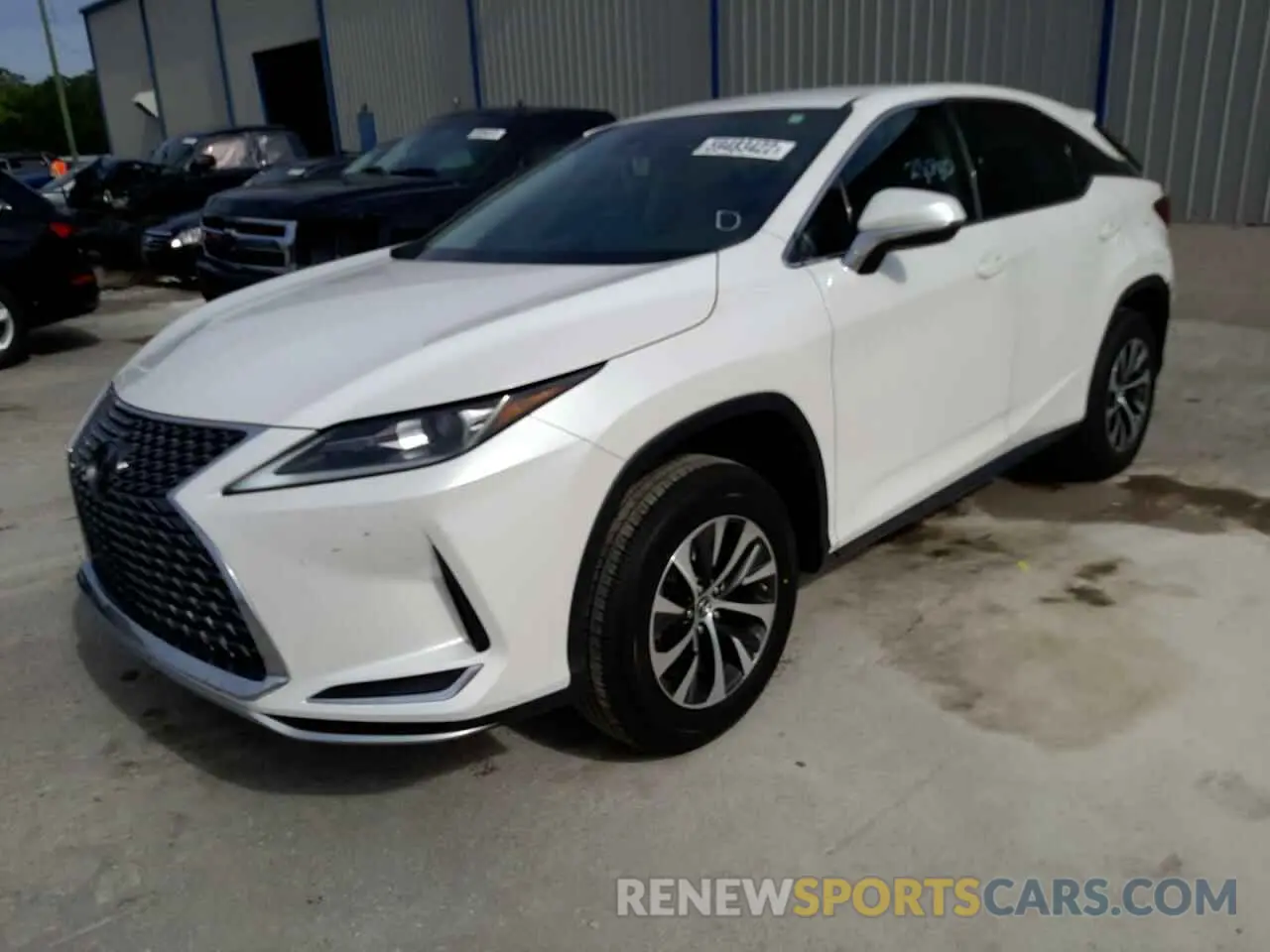 2 Фотография поврежденного автомобиля 2T2AZMAAXMC185450 LEXUS RX350 2021