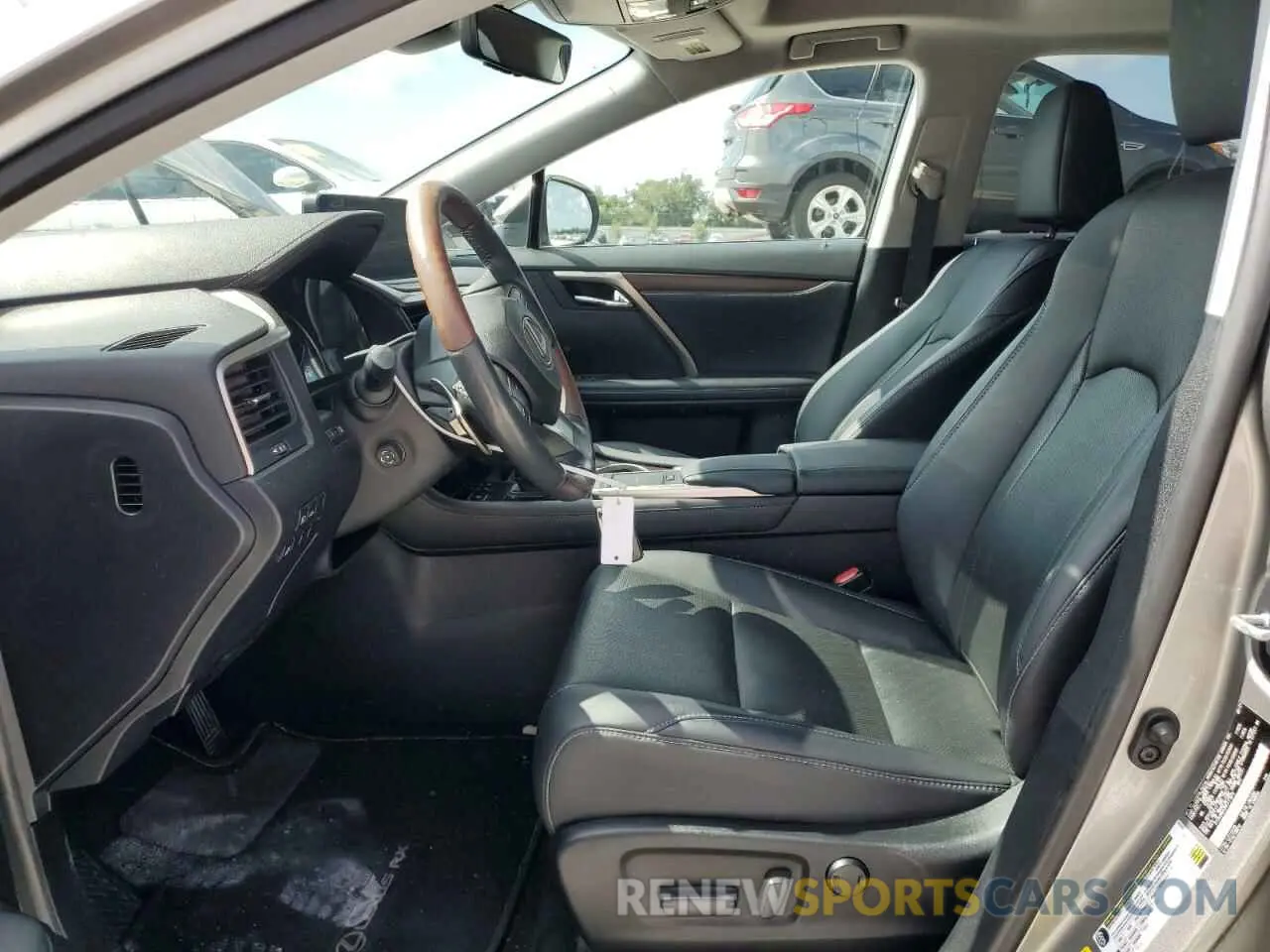 7 Photograph of a damaged car 2T2HZMAA3MC211675 LEXUS RX350 2021