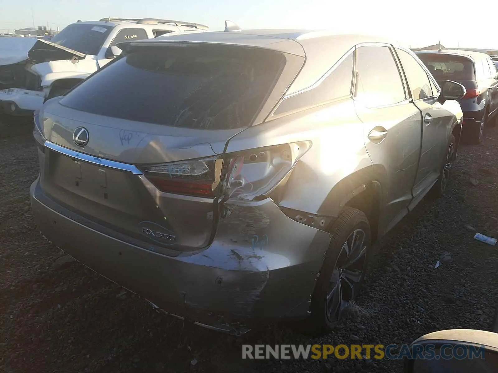 4 Фотография поврежденного автомобиля 2T2HZMAA5MC189257 LEXUS RX350 2021