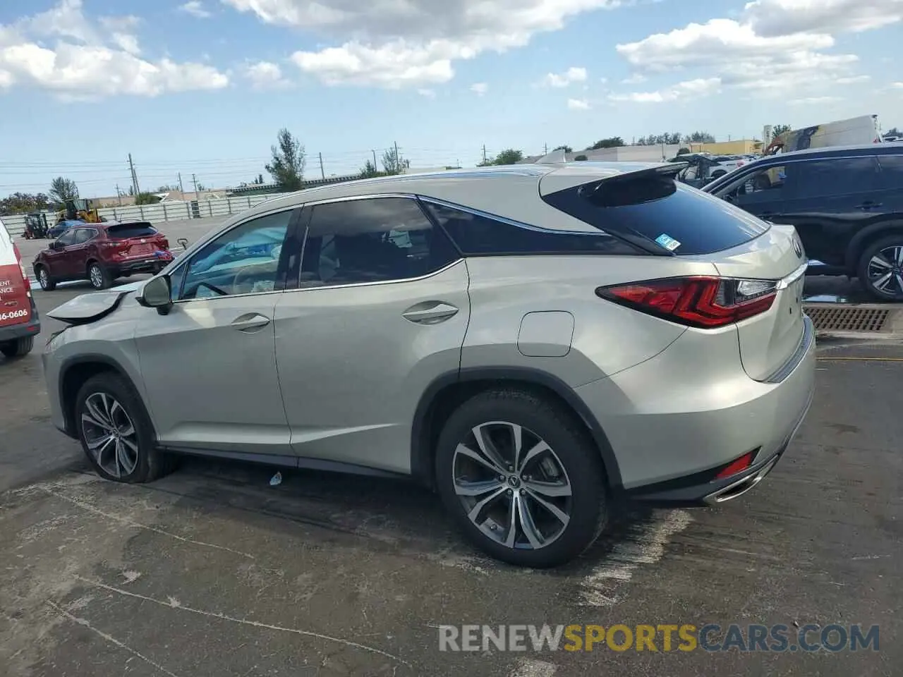 2 Фотография поврежденного автомобиля 2T2HZMAAXMC186340 LEXUS RX350 2021
