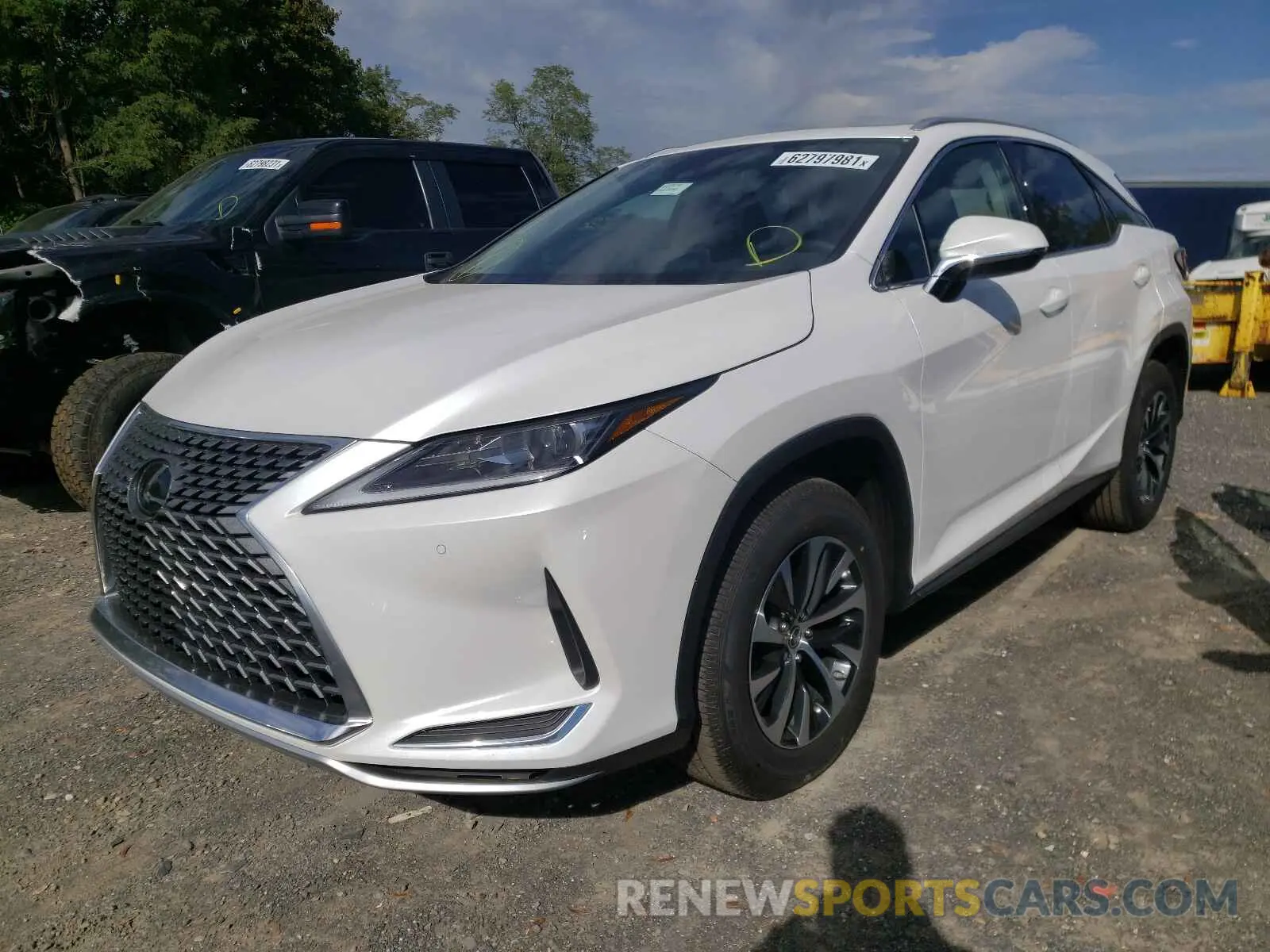 2 Photograph of a damaged car 2T2HZMDA0MC305587 LEXUS RX350 2021
