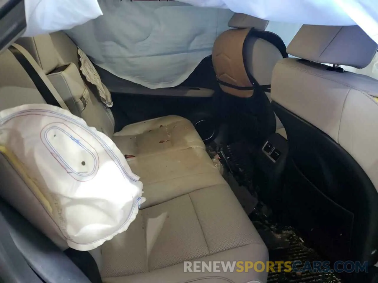 11 Photograph of a damaged car 2T2HZMDA1MC287388 LEXUS RX350 2021