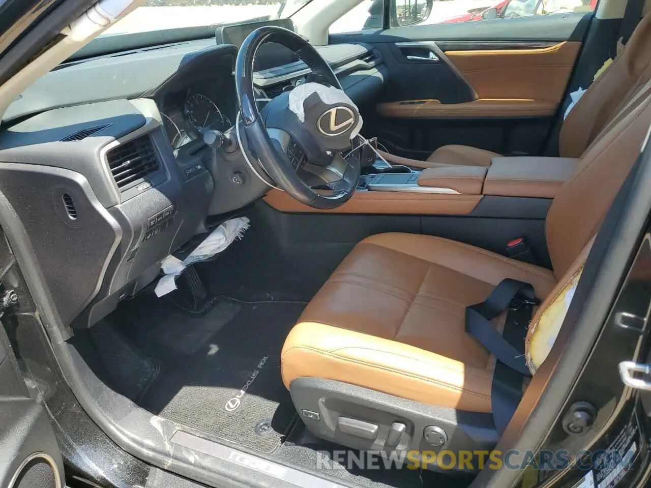 7 Photograph of a damaged car 2T2JZMAA7MC198902 LEXUS RX350 2021