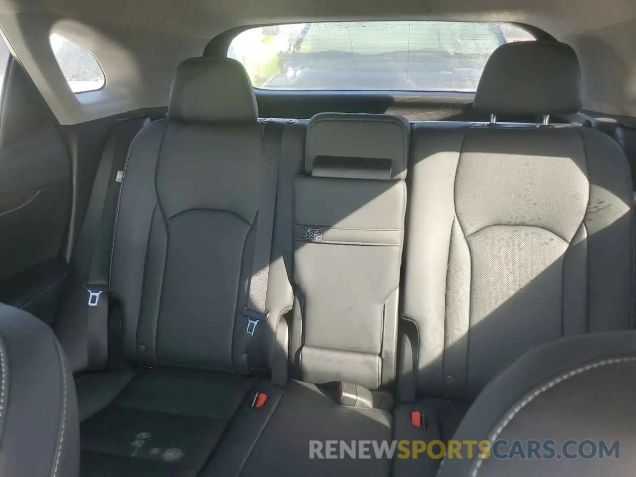 10 Фотография поврежденного автомобиля 2T2HZMAA0NC260561 LEXUS RX350 2022