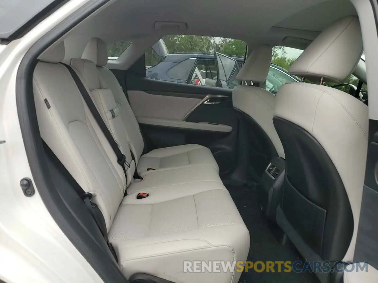 11 Фотография поврежденного автомобиля 2T2HZMAA3NC240773 LEXUS RX350 2022