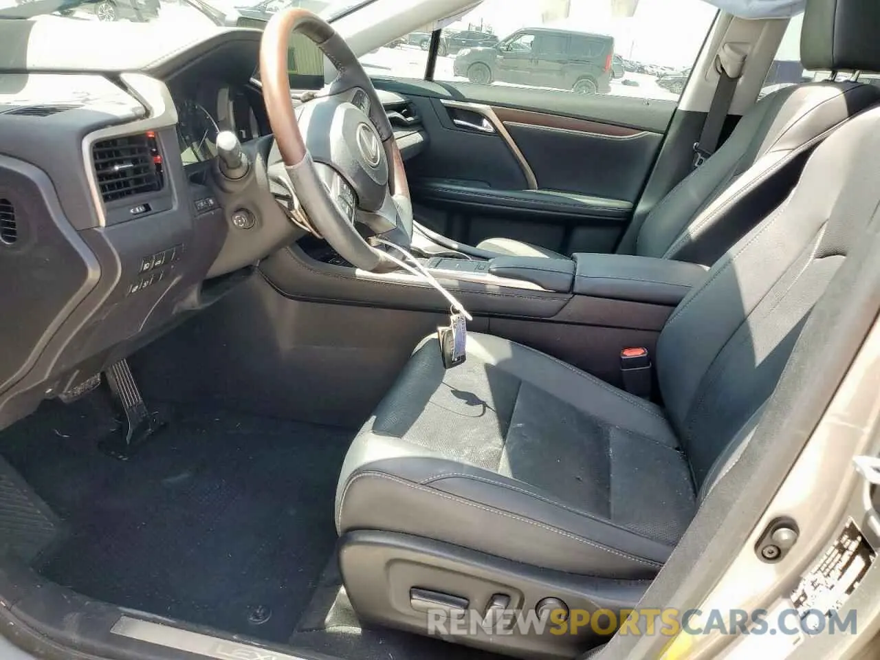 7 Фотография поврежденного автомобиля 2T2HZMAA4NC255475 LEXUS RX350 2022