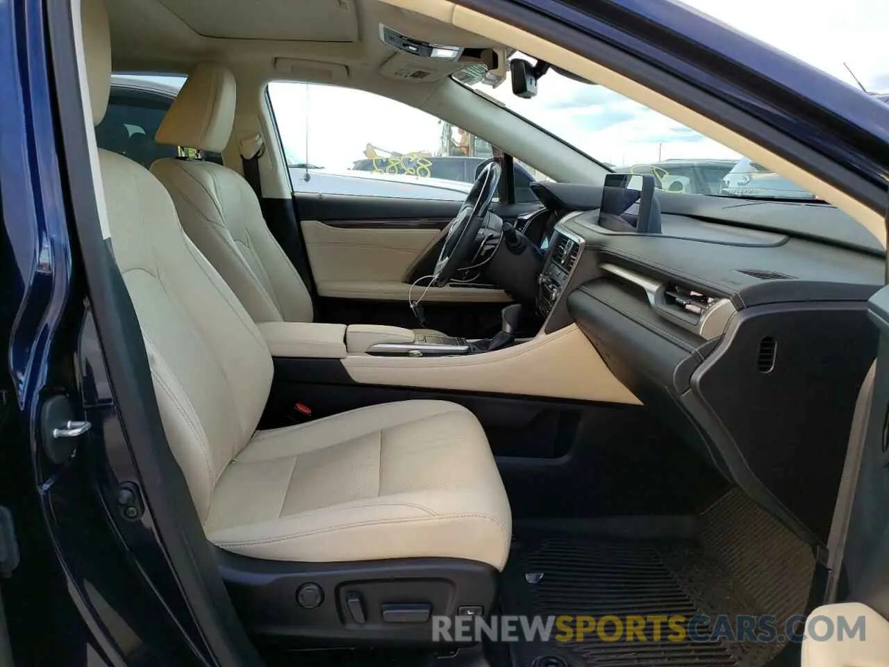 5 Фотография поврежденного автомобиля 2T2JZMAAXNC231103 LEXUS RX350 2022