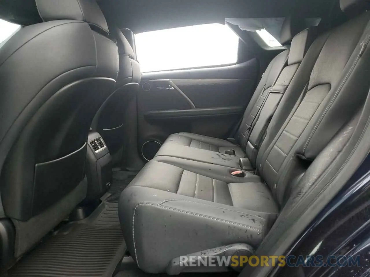 11 Фотография поврежденного автомобиля 2T2SZMDA2NC329753 LEXUS RX350 2022
