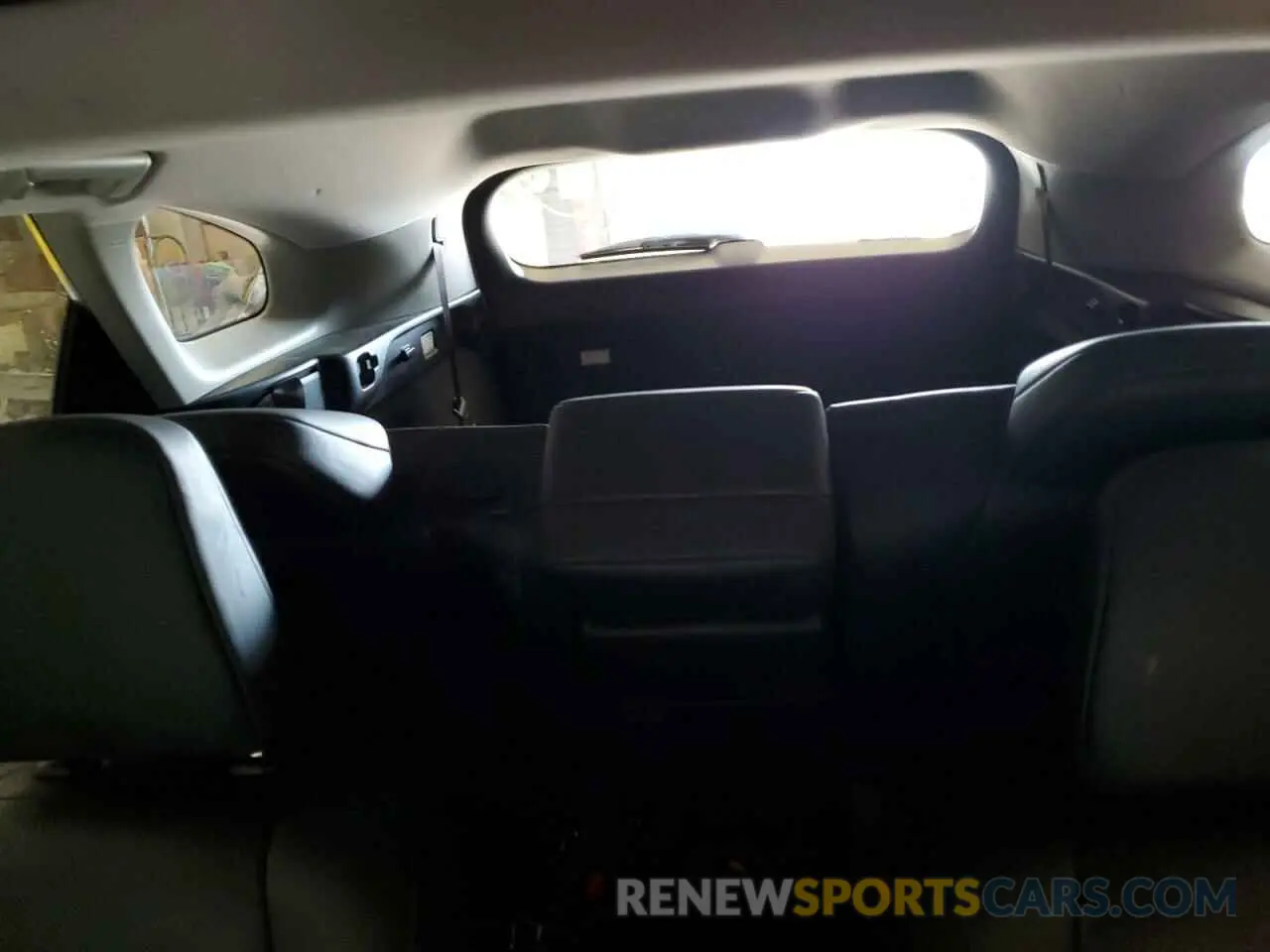 10 Photograph of a damaged car JTJHZKEA0N2029092 LEXUS RX350 2022