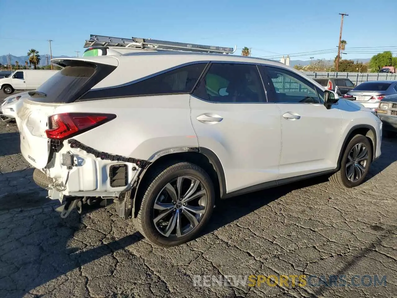 3 Фотография поврежденного автомобиля JTJHZKFA4N2037694 LEXUS RX350 2022