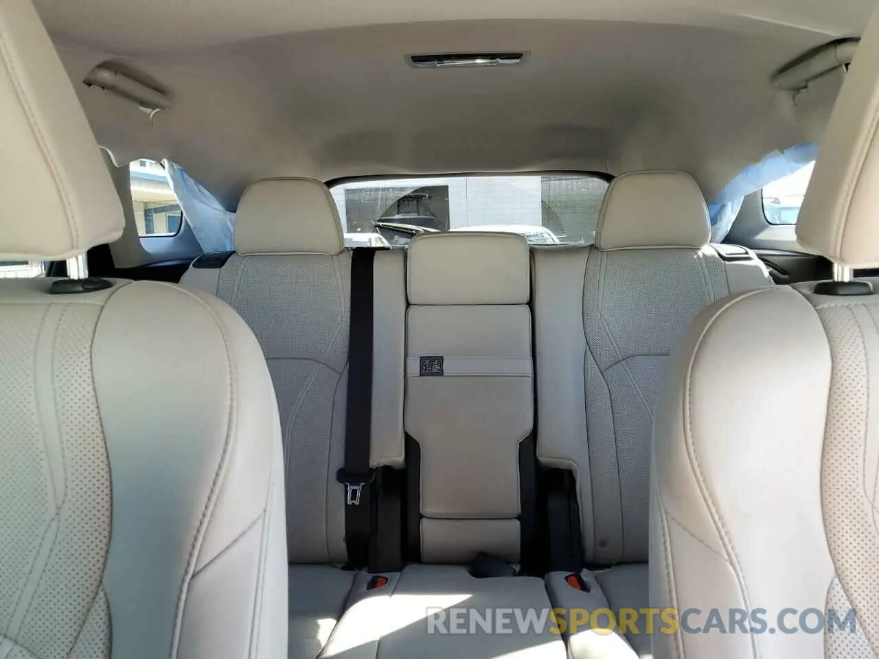10 Photograph of a damaged car JTJJZKEAXN2025939 LEXUS RX350 2022