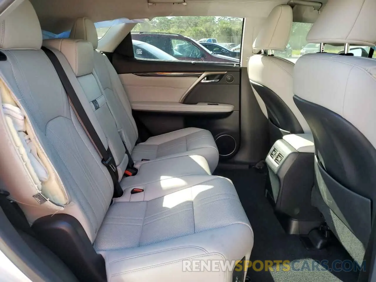 11 Photograph of a damaged car JTJJZKEAXN2025939 LEXUS RX350 2022
