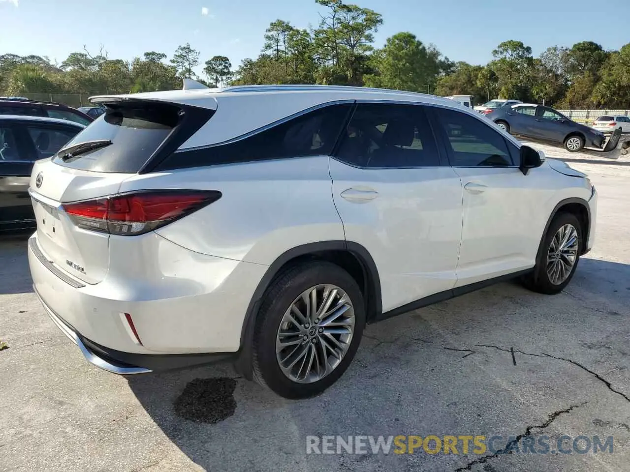3 Photograph of a damaged car JTJJZKEAXN2025939 LEXUS RX350 2022