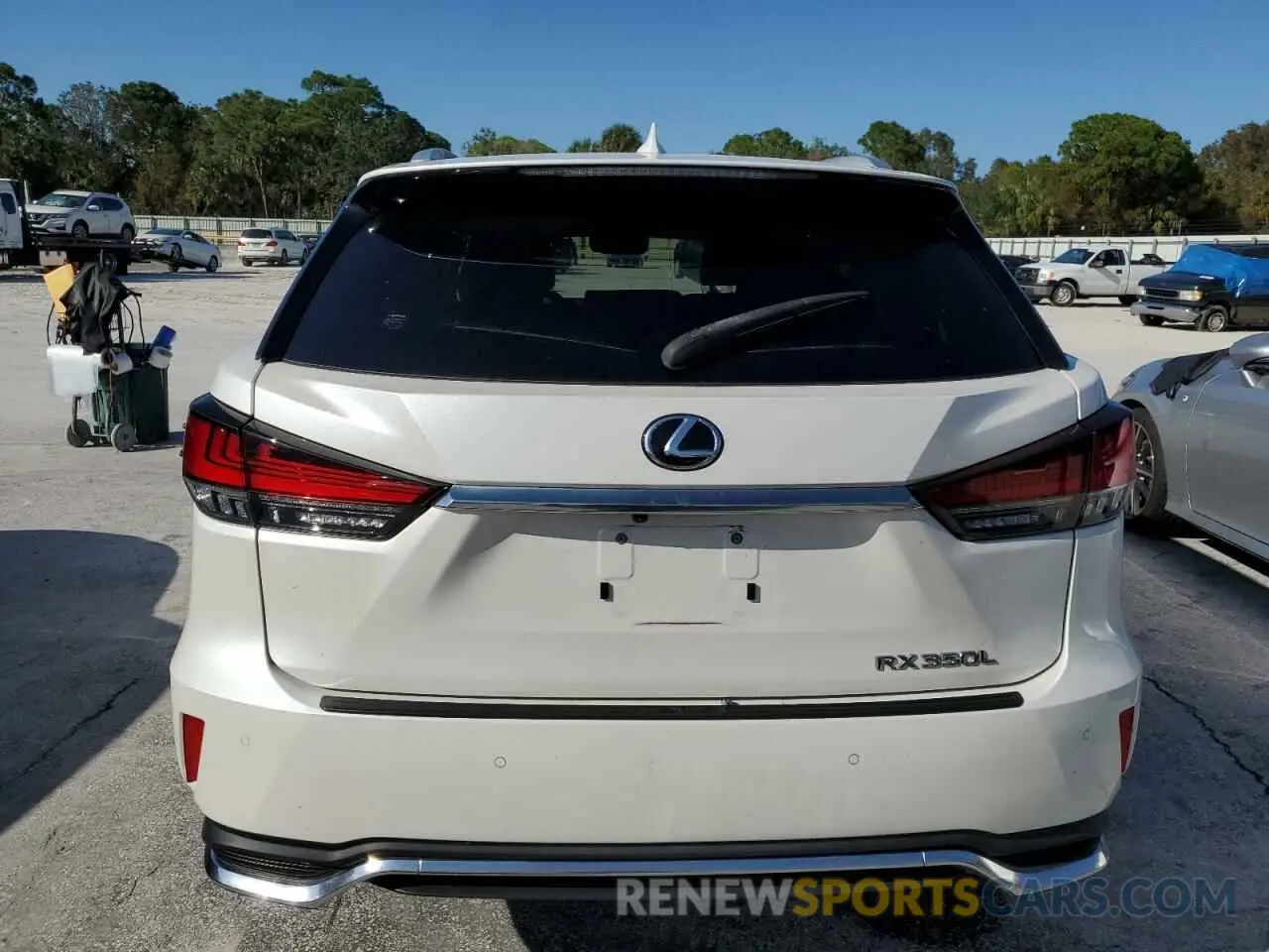 6 Photograph of a damaged car JTJJZKEAXN2025939 LEXUS RX350 2022