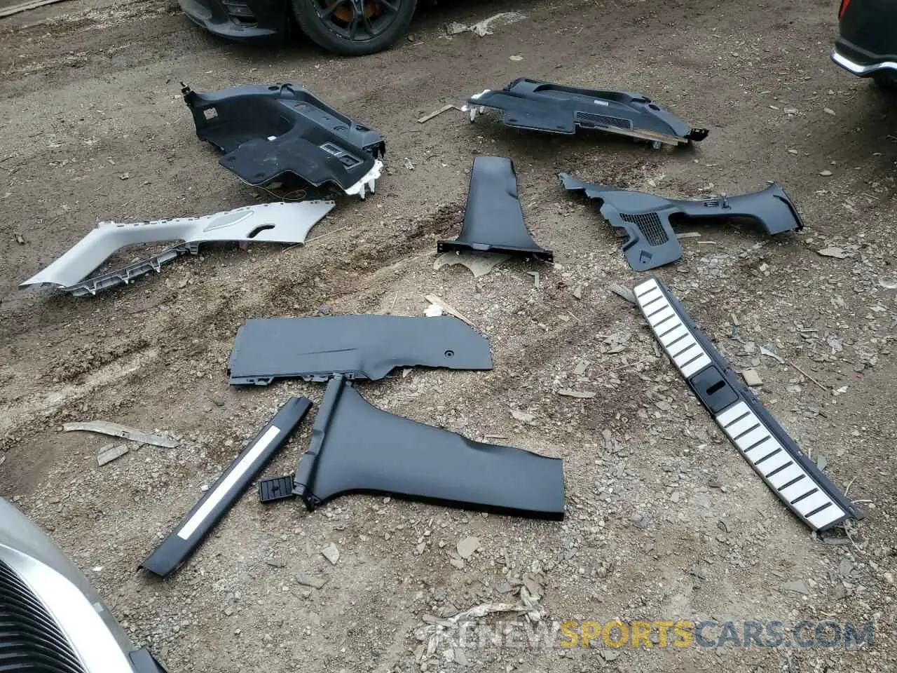 12 Photograph of a damaged car JTJJZKFA8N2034783 LEXUS RX350 2022